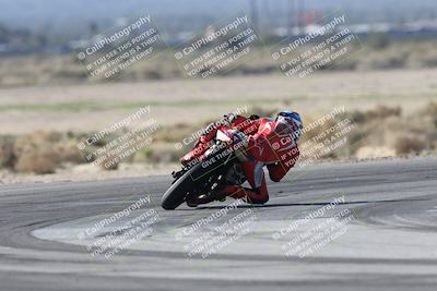 media/Jan-15-2026-Racers Edge (Thu) [[dfebeb70ab]]/3-B Group/Session 4 (Turn 5)/